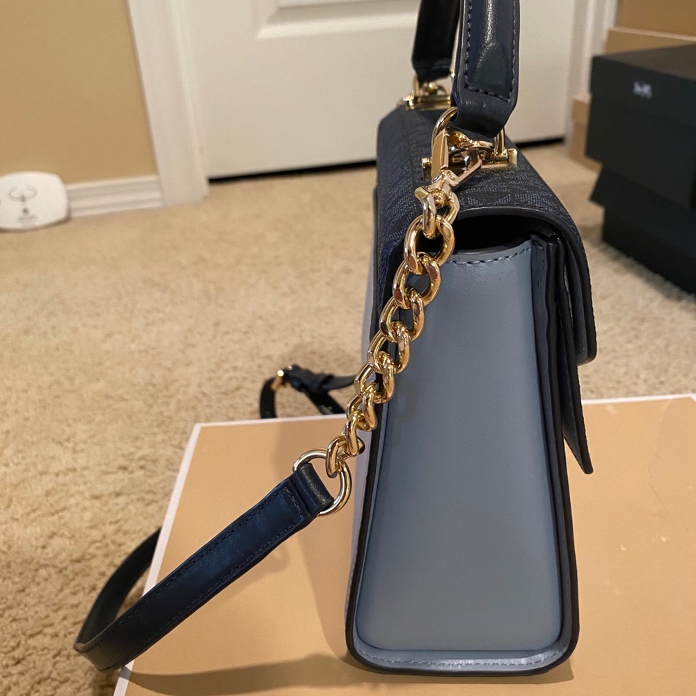 Bag - Picture 3 of 6